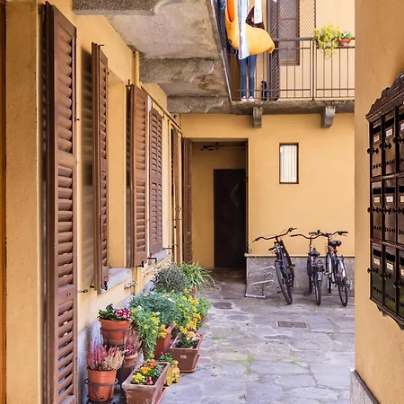 Secret Corner Como